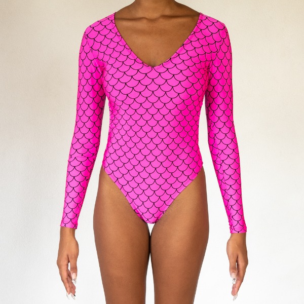 Long Sleeve W/p Backless - Pink Fish Scales